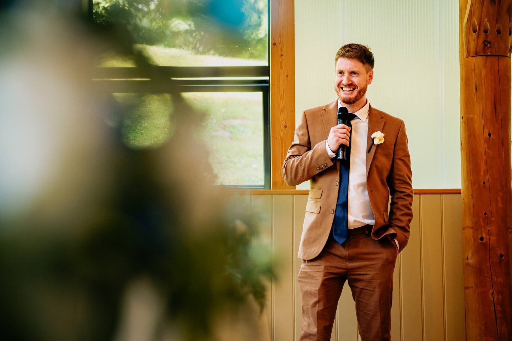 Funny groomsman speech at Owlpen Manor weddding